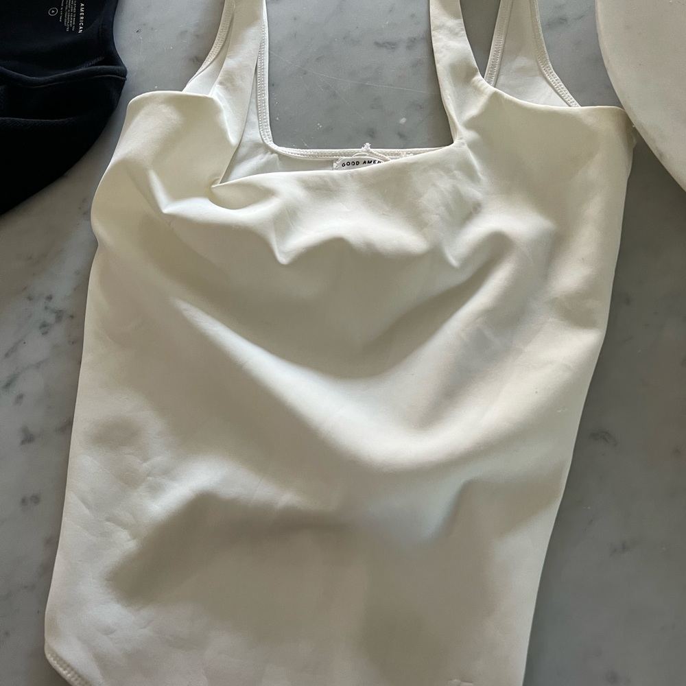 Good American Scuba Modern Tank Bodysuit in White001